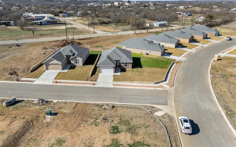 917 E 3RD Street, Coleman, TX 76834, 3 Bedrooms Bedrooms, ,2 BathroomsBathrooms,Residential,For Sale,917 E 3RD Street,0,20860632