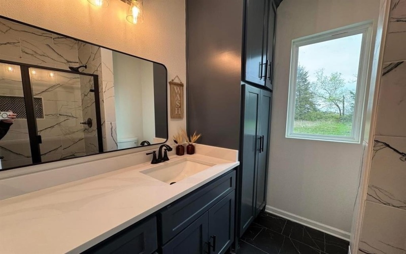 372 County Road 4300, Greenville, TX 75401, 4 Bedrooms Bedrooms, ,2 BathroomsBathrooms,Residential,For Sale,372 County Road 4300,20857845