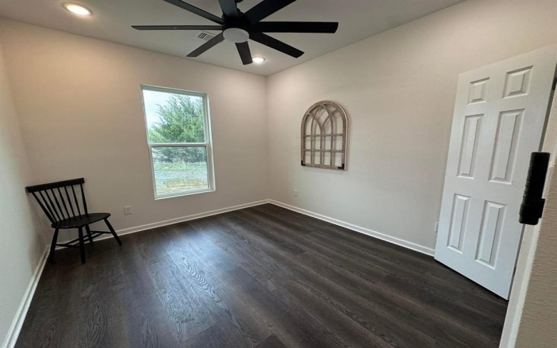 372 County Road 4300, Greenville, TX 75401, 4 Bedrooms Bedrooms, ,2 BathroomsBathrooms,Residential,For Sale,372 County Road 4300,20857845