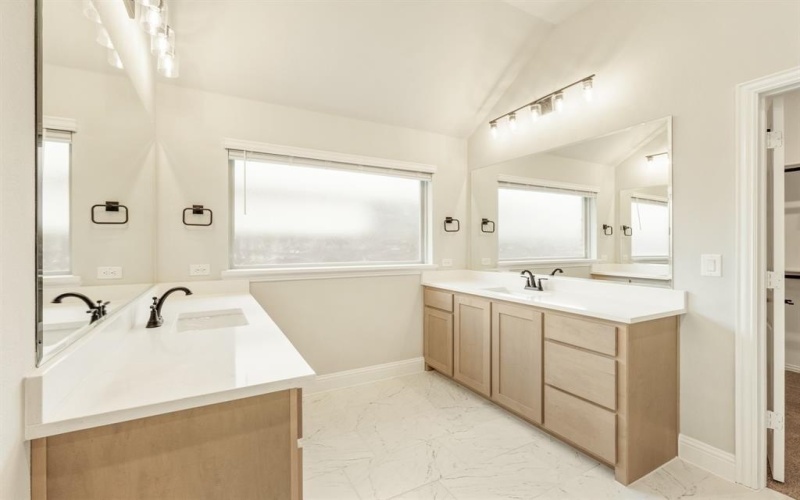 1806 Dolce Lane, McLendon Chisholm, TX 75032, 4 Habitaciones Habitaciones , ,3 BañosBaños,Residential,En Venta,1806 Dolce Lane,20860678