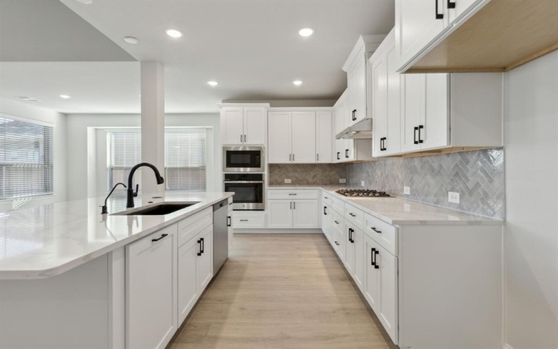 3825 Summerfield Drive, Heartland, TX 75114, 4 Habitaciones Habitaciones , ,3 BañosBaños,Residential,En Venta,3825 Summerfield Drive,20858050