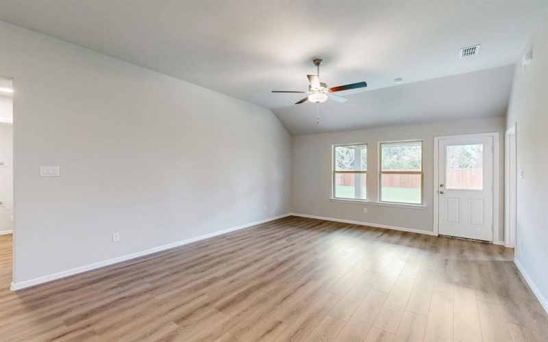 3325 Fortress Way, Denton, TX 76208, 3 Habitaciones Habitaciones , ,2 BañosBaños,Residential,En Venta,3325 Fortress Way,0,20860804