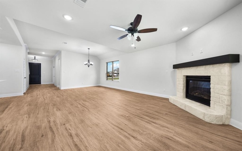 145 Rosehaven, Greenville, TX 75402, 4 Bedrooms Bedrooms, ,2 BathroomsBathrooms,Residential,For Sale,145 Rosehaven,0,20860812