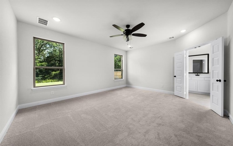 145 Rosehaven, Greenville, TX 75402, 4 Bedrooms Bedrooms, ,2 BathroomsBathrooms,Residential,For Sale,145 Rosehaven,0,20860812