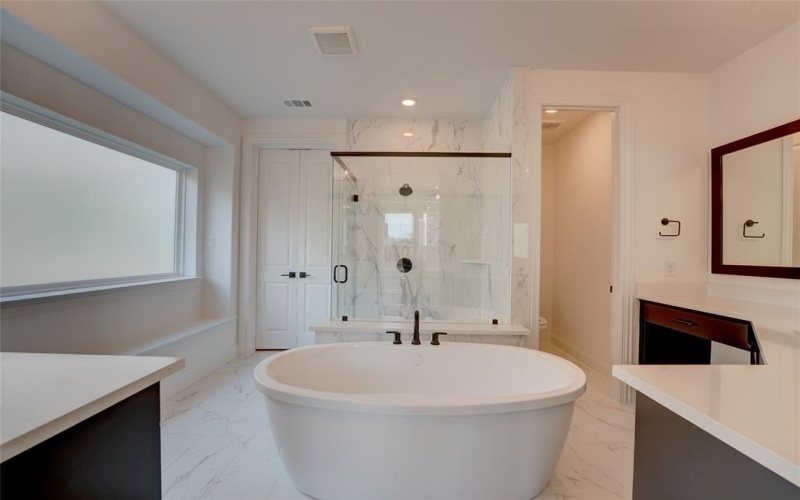 5608 Snowberry Drive, Plano, TX 75094, 5 Bedrooms Bedrooms, ,5 BathroomsBathrooms,Residential,For Sale,5608 Snowberry Drive,20858171