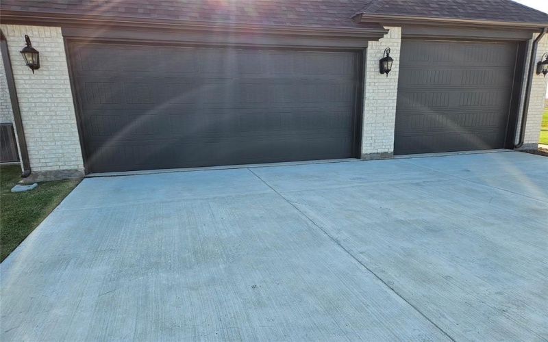 1623 W Farmington Road, Van Alstyne, TX 75495, 5 Bedrooms Bedrooms, ,5 BathroomsBathrooms,Residential,For Sale,1623 W Farmington Road,0,20858207