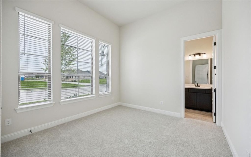 9329 Persimmon, Mesquite, TX 75126, 4 Bedrooms Bedrooms, ,3 BathroomsBathrooms,Residential,For Sale,9329 Persimmon,20858234
