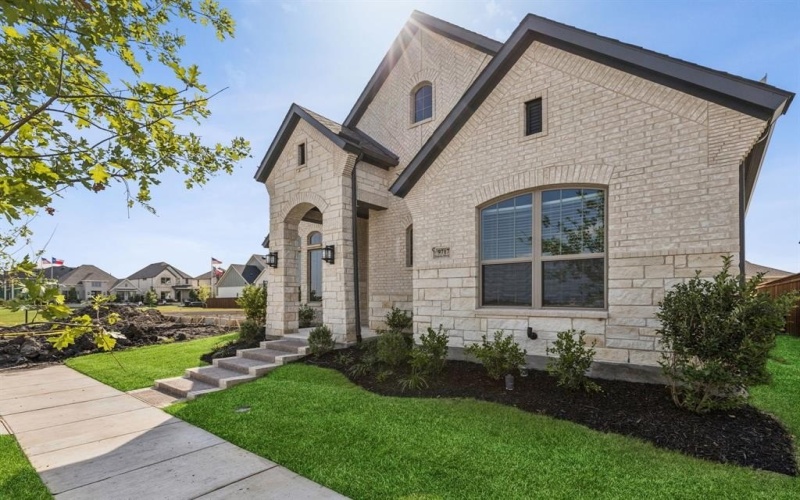 9717 Dahlia Boulevard, Mesquite, TX 75126, 3 Bedrooms Bedrooms, ,2 BathroomsBathrooms,Residential,For Sale,9717 Dahlia Boulevard,20858238
