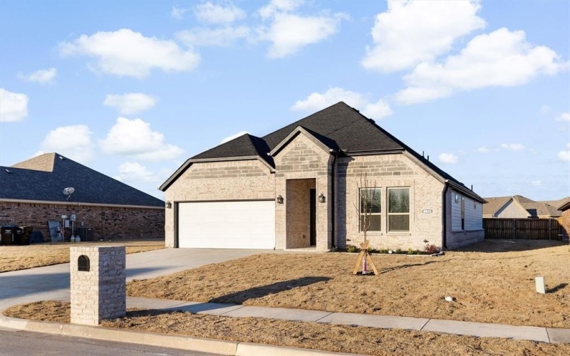 8833 Kiowa Drive, Greenville, TX 75402, 4 Habitaciones Habitaciones , ,2 BañosBaños,Residential,En Venta,8833 Kiowa Drive,20858652
