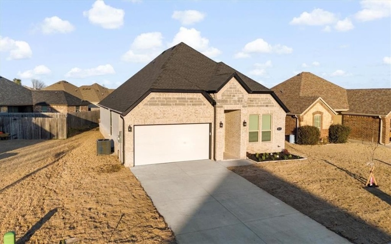 8833 Kiowa Drive, Greenville, TX 75402, 4 Habitaciones Habitaciones , ,2 BañosBaños,Residential,En Venta,8833 Kiowa Drive,20858652