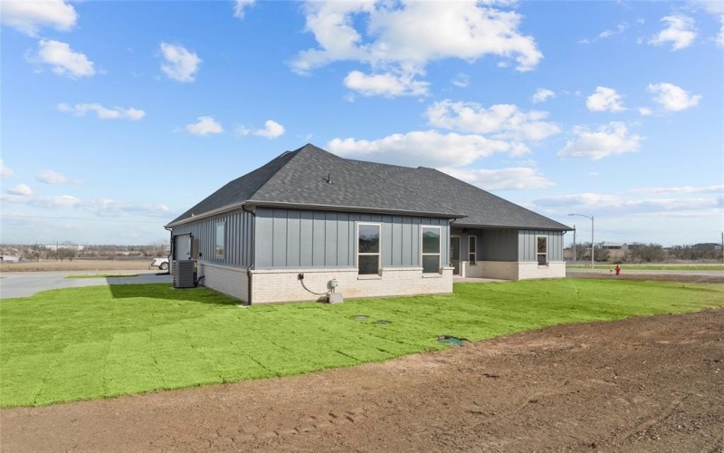 8501 Stallion Drive, Godley, TX 76044, 4 Bedrooms Bedrooms, ,2 BathroomsBathrooms,Residential,For Sale,8501 Stallion Drive,20859237