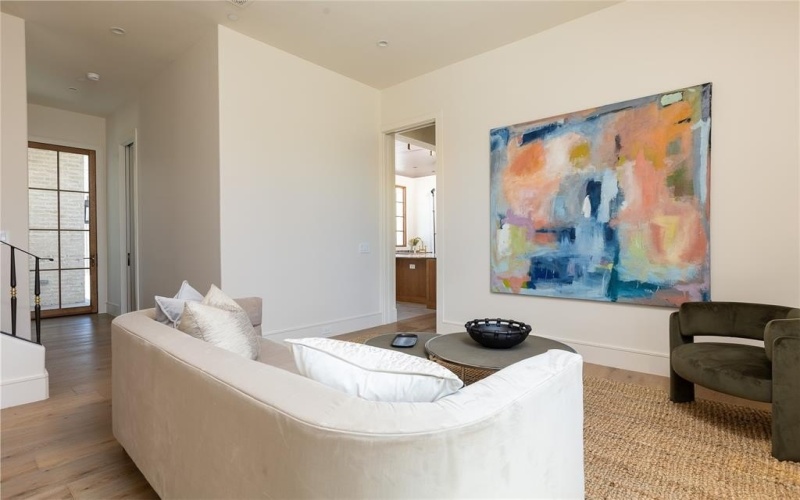 5609 Ursula Lane, Dallas, TX 75229, 5 Bedrooms Bedrooms, ,7 BathroomsBathrooms,Residential,For Sale,5609 Ursula Lane,20859270
