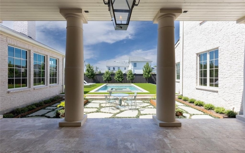 5609 Ursula Lane, Dallas, TX 75229, 5 Bedrooms Bedrooms, ,7 BathroomsBathrooms,Residential,For Sale,5609 Ursula Lane,20859270