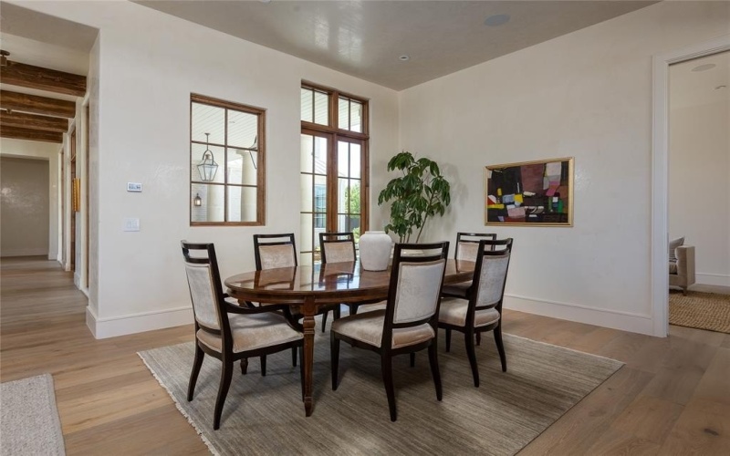 5609 Ursula Lane, Dallas, TX 75229, 5 Bedrooms Bedrooms, ,7 BathroomsBathrooms,Residential,For Sale,5609 Ursula Lane,20859270