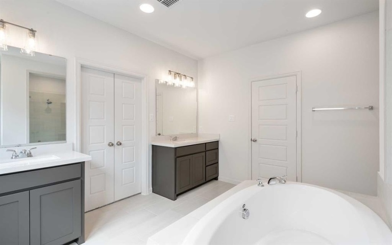 4112 Hudson Street, Fate, TX 75087, 4 Habitaciones Habitaciones , ,3 BañosBaños,Residential,En Venta,4112 Hudson Street,20859399
