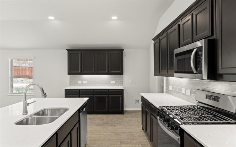 1825 Osage Trail, Mesquite, TX 75149, 3 Bedrooms Bedrooms, ,2 BathroomsBathrooms,Residential,For Sale,1825 Osage Trail,20859433