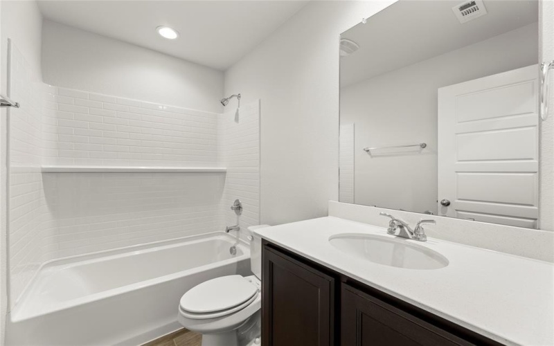 1825 Osage Trail, Mesquite, TX 75149, 3 Bedrooms Bedrooms, ,2 BathroomsBathrooms,Residential,For Sale,1825 Osage Trail,20859433