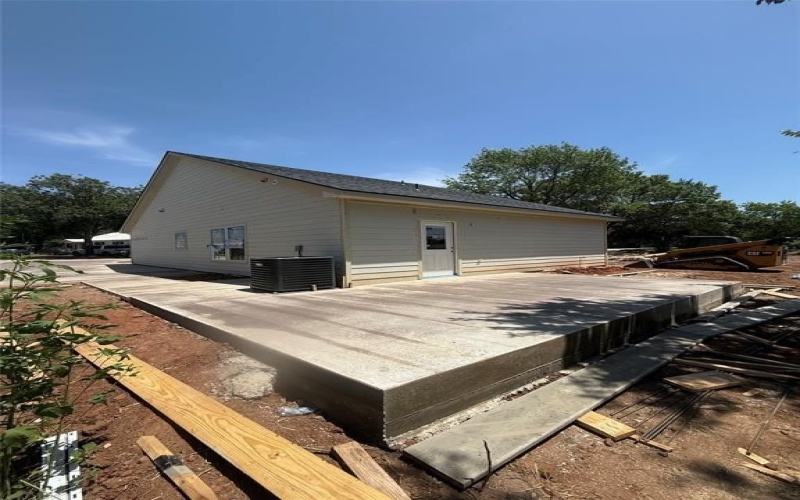 205 W Cherry, Nocona, TX 76255, 3 Bedrooms Bedrooms, ,2 BathroomsBathrooms,Residential,For Sale,205 W Cherry,0,20859553
