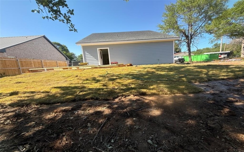205 W Cherry, Nocona, TX 76255, 3 Bedrooms Bedrooms, ,2 BathroomsBathrooms,Residential,For Sale,205 W Cherry,0,20859553