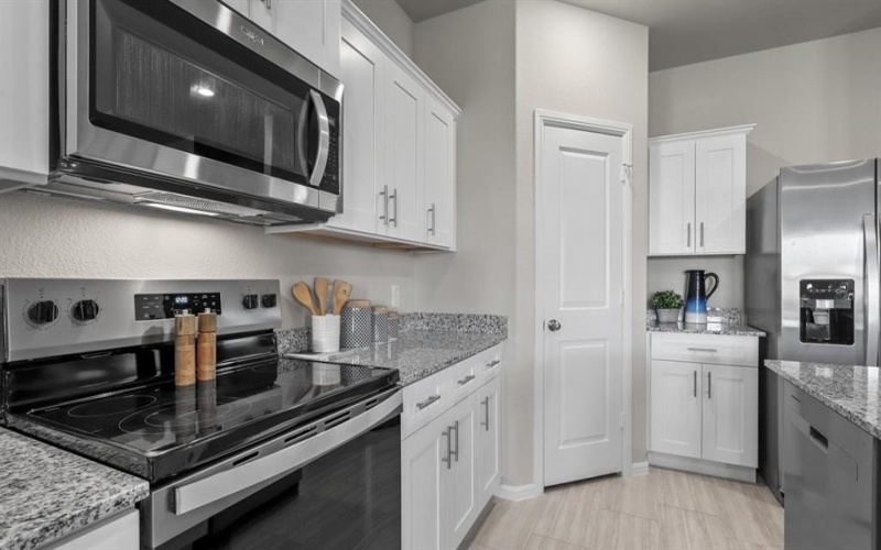 320 CRESTRIDGE Drive N, Cleburne, TX 76033, 4 Habitaciones Habitaciones , ,2 BañosBaños,Residential,En Venta,320 CRESTRIDGE Drive N,20859645