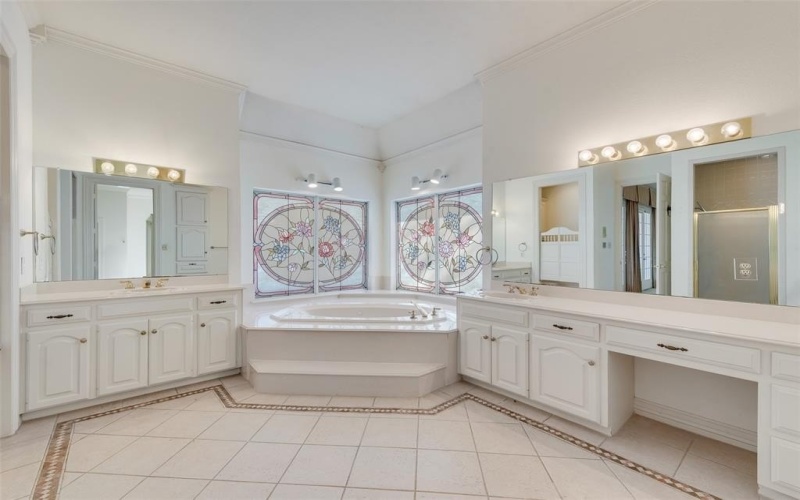 2251 English Road, Rockwall, TX 75032, 5 Bedrooms Bedrooms, ,5 BathroomsBathrooms,Residential,For Sale,2251 English Road,20862043