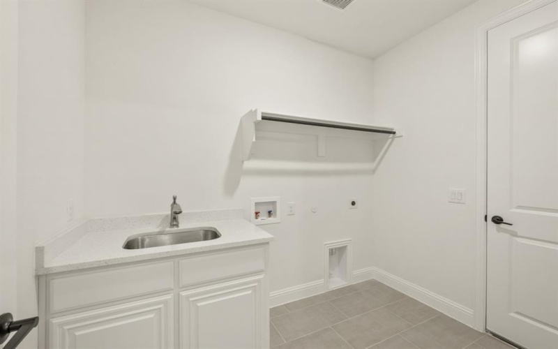809 Turnbull Avenue, Fort Worth, TX 76247, 4 Habitaciones Habitaciones , ,3 BañosBaños,Residential,En Venta,809 Turnbull Avenue,20862320