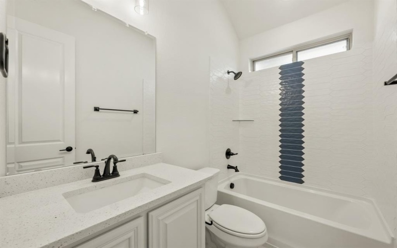 809 Turnbull Avenue, Fort Worth, TX 76247, 4 Habitaciones Habitaciones , ,3 BañosBaños,Residential,En Venta,809 Turnbull Avenue,20862320