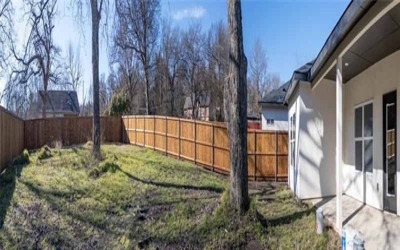 2408 Givendale Road, Dallas, TX 75241, 3 Habitaciones Habitaciones , ,2 BañosBaños,Residential,En Venta,2408 Givendale Road,0,20862325