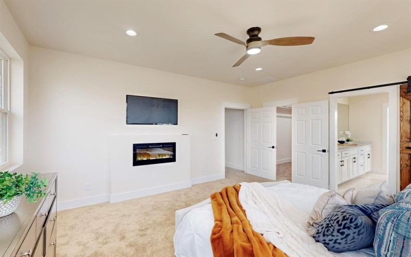 1525 Mcbroom Street, Dallas, TX 75212, 5 Habitaciones Habitaciones , ,5 BañosBaños,Residential,En Venta,1525 Mcbroom Street,20862663