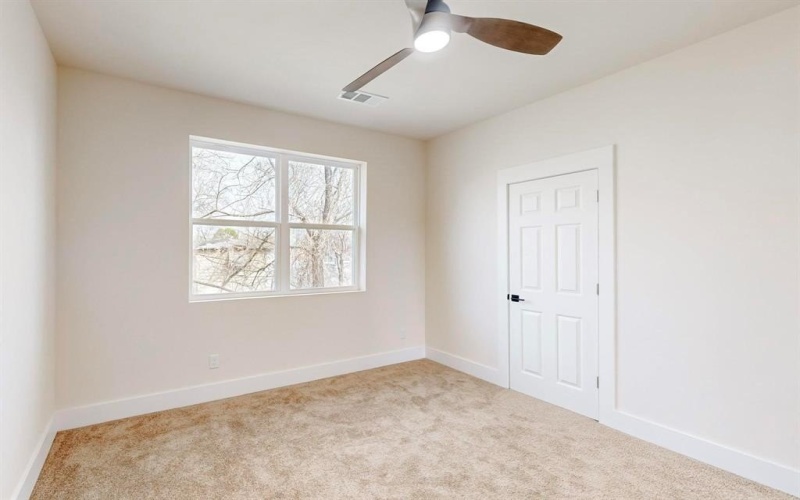 1525 Mcbroom Street, Dallas, TX 75212, 5 Habitaciones Habitaciones , ,5 BañosBaños,Residential,En Venta,1525 Mcbroom Street,20862663