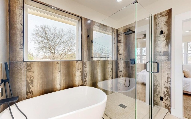 1525 Mcbroom Street, Dallas, TX 75212, 5 Habitaciones Habitaciones , ,5 BañosBaños,Residential,En Venta,1525 Mcbroom Street,20862663