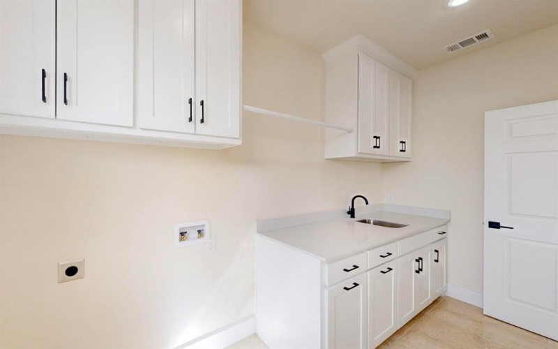 1525 Mcbroom Street, Dallas, TX 75212, 5 Habitaciones Habitaciones , ,5 BañosBaños,Residential,En Venta,1525 Mcbroom Street,20862663