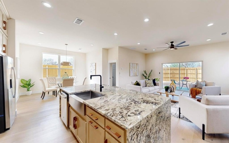 1525 Mcbroom Street, Dallas, TX 75212, 5 Habitaciones Habitaciones , ,5 BañosBaños,Residential,En Venta,1525 Mcbroom Street,20862663