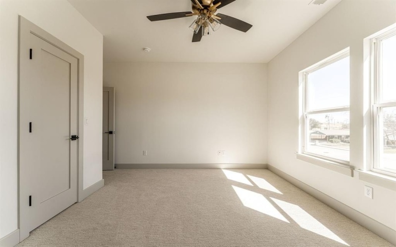 317 Travis Street, Roanoke, TX 76262, 4 Habitaciones Habitaciones , ,3 BañosBaños,Residential,En Venta,317 Travis Street,20862813