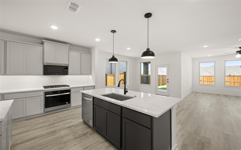 328 Deer Ridge Drive, Aledo, TX 76008, 4 Habitaciones Habitaciones , ,3 BañosBaños,Residential,En Venta,328 Deer Ridge Drive,20862894
