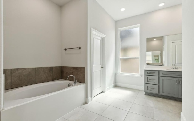 401 Santa Lucia Drive, Anna, TX 75409, 4 Habitaciones Habitaciones , ,3 BañosBaños,Residential,En Venta,401 Santa Lucia Drive,20861056