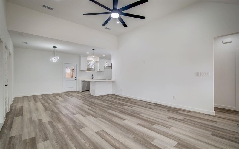 601 Henry Street, Commerce, TX 75428, 3 Habitaciones Habitaciones , ,2 BañosBaños,Residential,En Venta,601 Henry Street,20861410