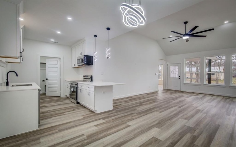 601 Henry Street, Commerce, TX 75428, 3 Habitaciones Habitaciones , ,2 BañosBaños,Residential,En Venta,601 Henry Street,20861410