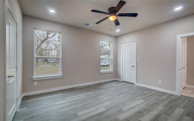 1505 Division Street, Commerce, TX 75428, 3 Bedrooms Bedrooms, ,2 BathroomsBathrooms,Residential,For Sale,1505 Division Street,20861447