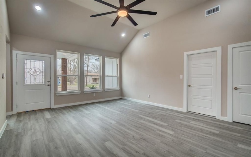 1505 Division Street, Commerce, TX 75428, 3 Bedrooms Bedrooms, ,2 BathroomsBathrooms,Residential,For Sale,1505 Division Street,20861447