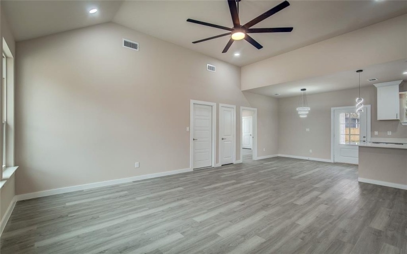 1505 Division Street, Commerce, TX 75428, 3 Bedrooms Bedrooms, ,2 BathroomsBathrooms,Residential,For Sale,1505 Division Street,20861447