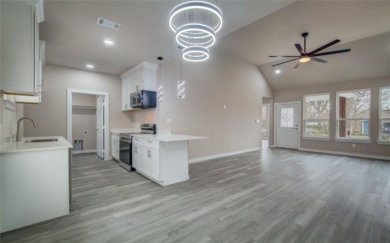 1505 Division Street, Commerce, TX 75428, 3 Bedrooms Bedrooms, ,2 BathroomsBathrooms,Residential,For Sale,1505 Division Street,20861447