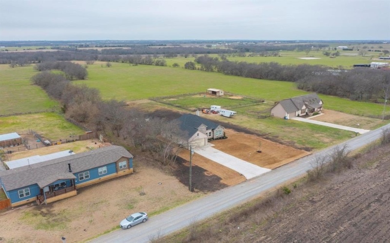 3533 County Road 1092, Celeste, TX 75423, 3 Bedrooms Bedrooms, ,2 BathroomsBathrooms,Residential,For Sale,3533 County Road 1092,20861598