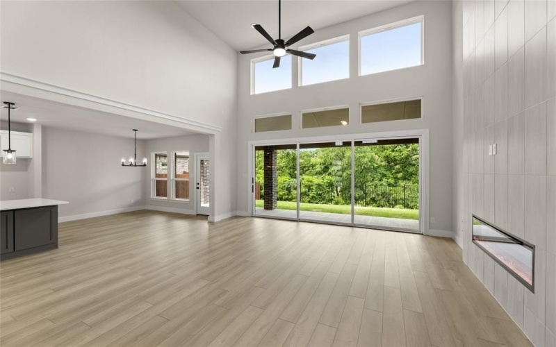 1328 Cash Street, Burleson, TX 76028, 5 Habitaciones Habitaciones , ,5 BañosBaños,Residential,En Venta,1328 Cash Street,20861744