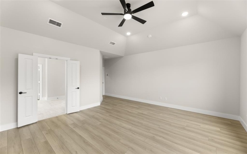1328 Cash Street, Burleson, TX 76028, 5 Habitaciones Habitaciones , ,5 BañosBaños,Residential,En Venta,1328 Cash Street,20861744