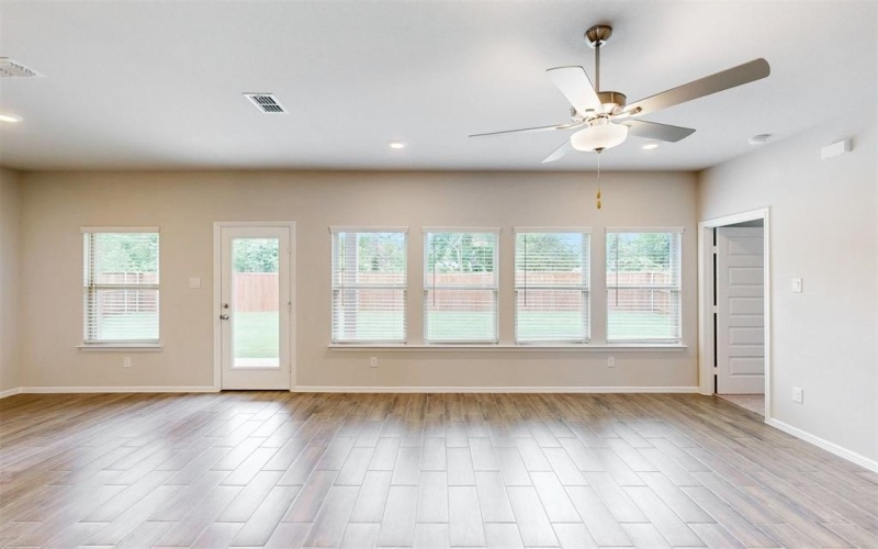 3516 Coronation Court, Denton, TX 76208, 4 Bedrooms Bedrooms, ,2 BathroomsBathrooms,Residential,For Sale,3516 Coronation Court,0,20864070