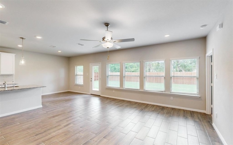 3516 Coronation Court, Denton, TX 76208, 4 Bedrooms Bedrooms, ,2 BathroomsBathrooms,Residential,For Sale,3516 Coronation Court,0,20864070