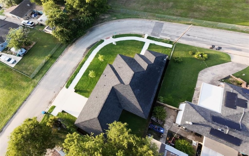 5147 Chapman Street, Fort Worth, TX 76105, 3 Bedrooms Bedrooms, ,2 BathroomsBathrooms,Residential,For Sale,5147 Chapman Street,20864079
