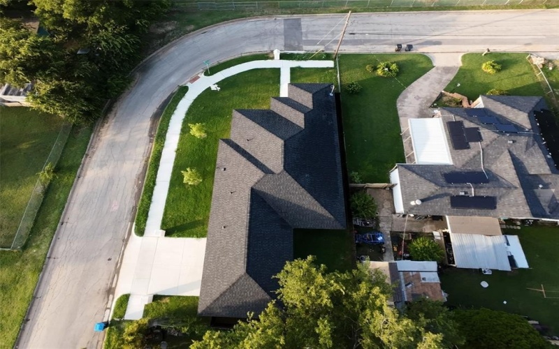 5147 Chapman Street, Fort Worth, TX 76105, 3 Bedrooms Bedrooms, ,2 BathroomsBathrooms,Residential,For Sale,5147 Chapman Street,20864079
