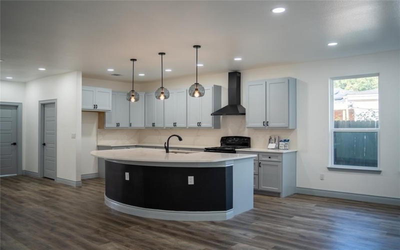 5147 Chapman Street, Fort Worth, TX 76105, 3 Bedrooms Bedrooms, ,2 BathroomsBathrooms,Residential,For Sale,5147 Chapman Street,20864079